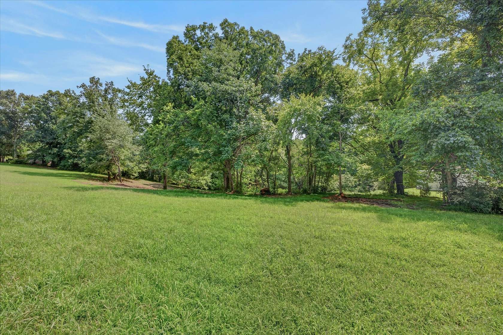 5 Acres of Residential Land for Sale in White Bluff, Tennessee