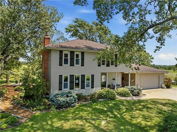2.16 Acres of Land with Home for Sale in Gardner, Kansas