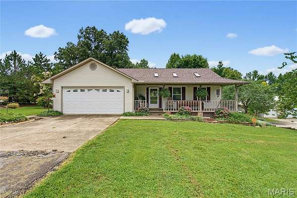 6.72 Acres of Land with Home for Sale in Poplar Bluff, Missouri
