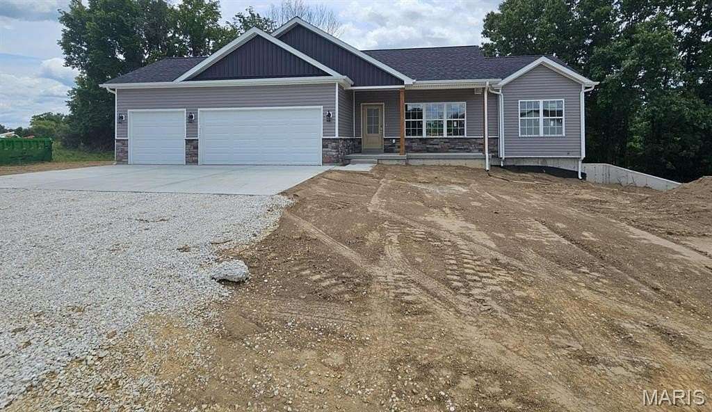 3 Acres of Land with Home for Sale in Troy, Missouri