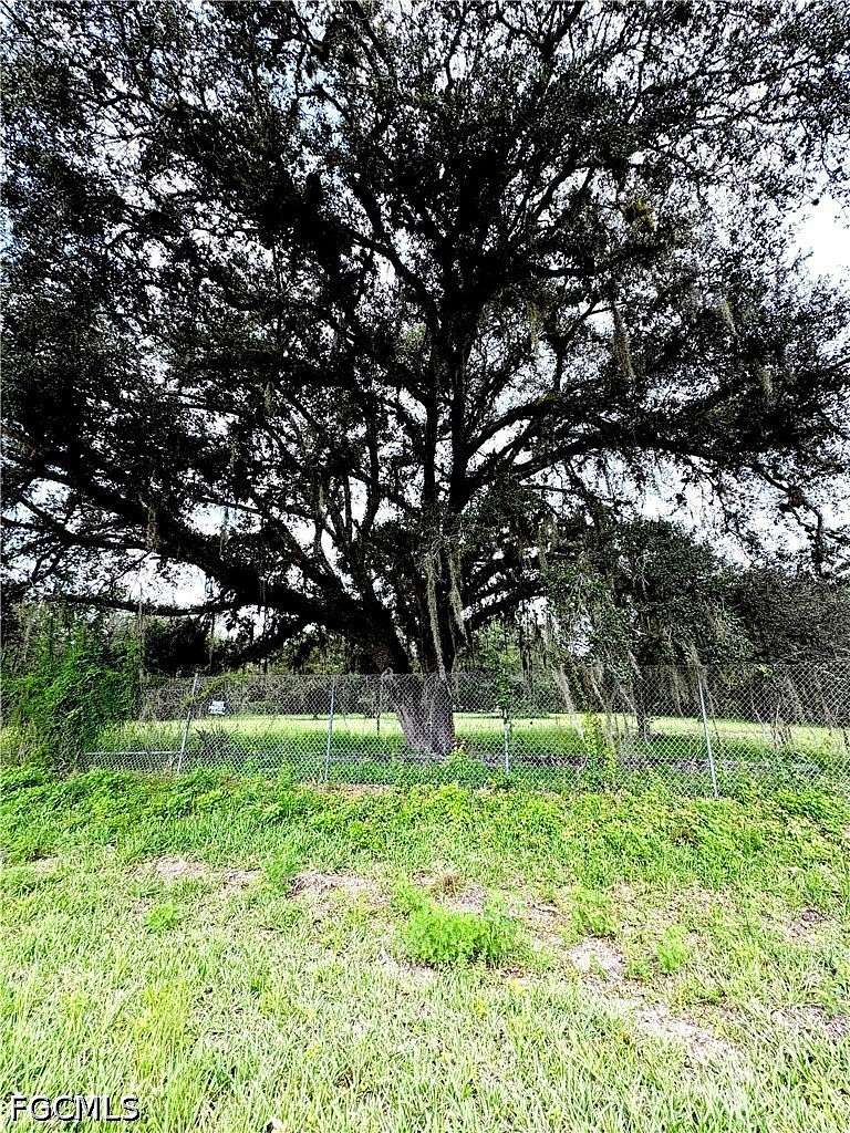 1.25 Acres of Residential Land for Sale in Clewiston, Florida
