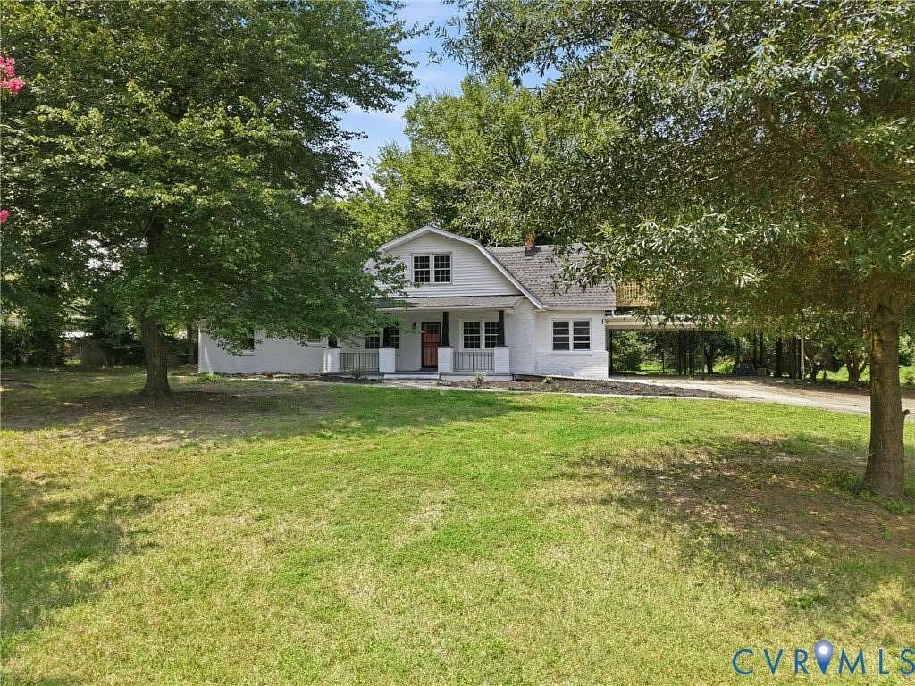4.88 Acres of Land with Home for Sale in Hopewell, Virginia
