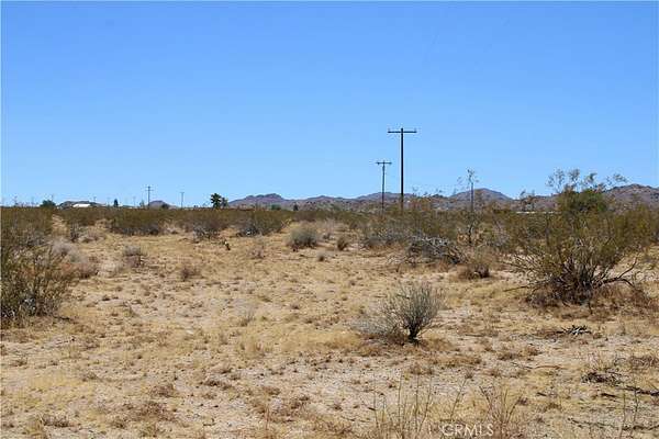 5 Acres of Residential Land for Sale in Johnson Valley, California