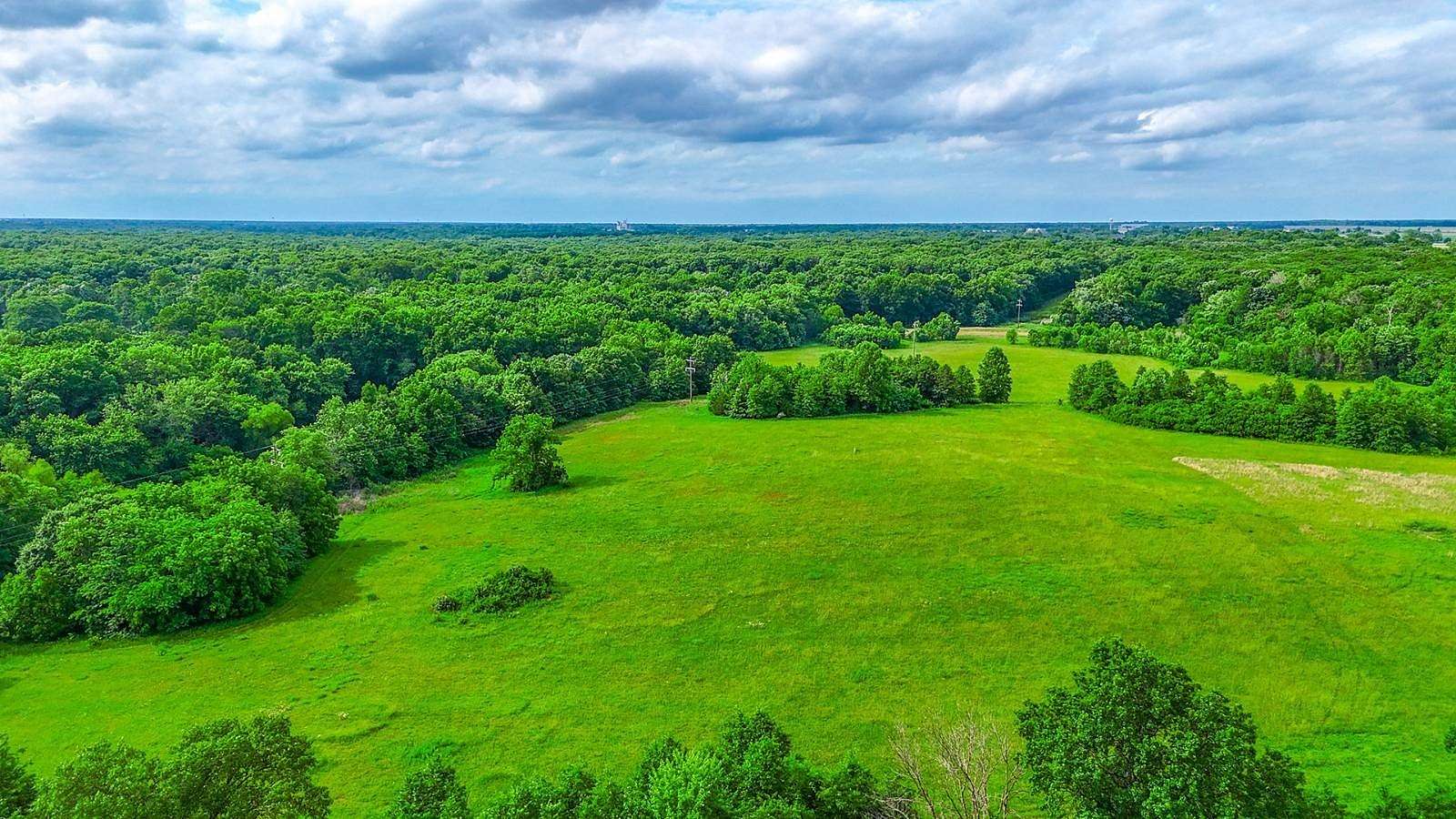 45.8 Acres of Land for Sale in Mexico, Missouri