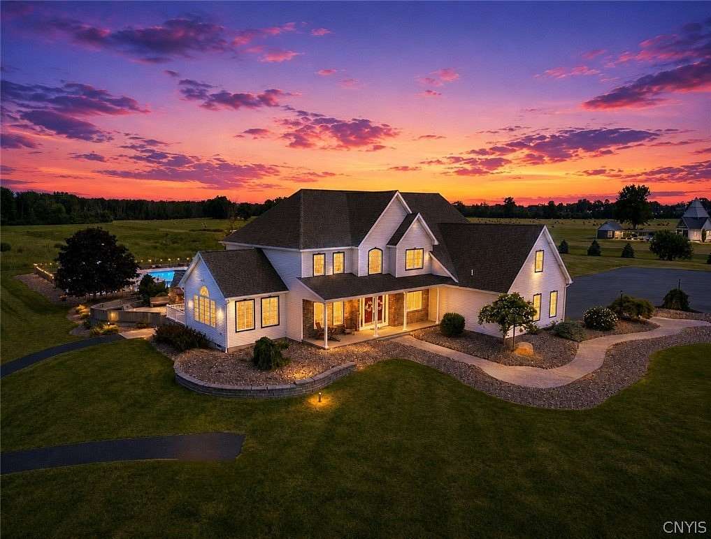16.8 Acres of Land with Home for Sale in Brewerton, New York