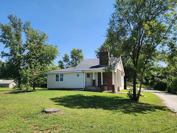 2 Acres of Land with Home for Sale in Carthage, Missouri