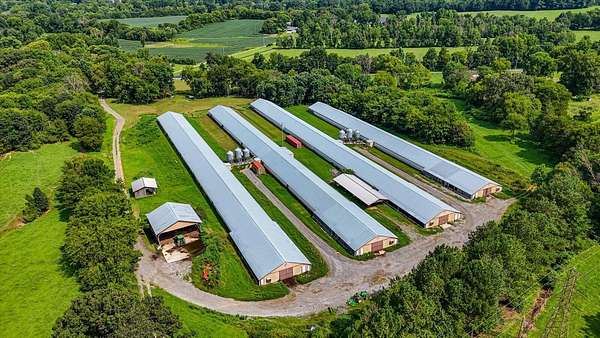 15.5 Acres of Land with Home for Sale in Whitwell, Tennessee
