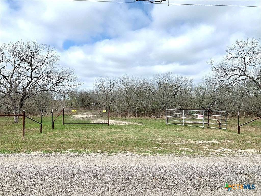 25 Acres of Recreational & Residential Land for Sale in Goliad, Texas