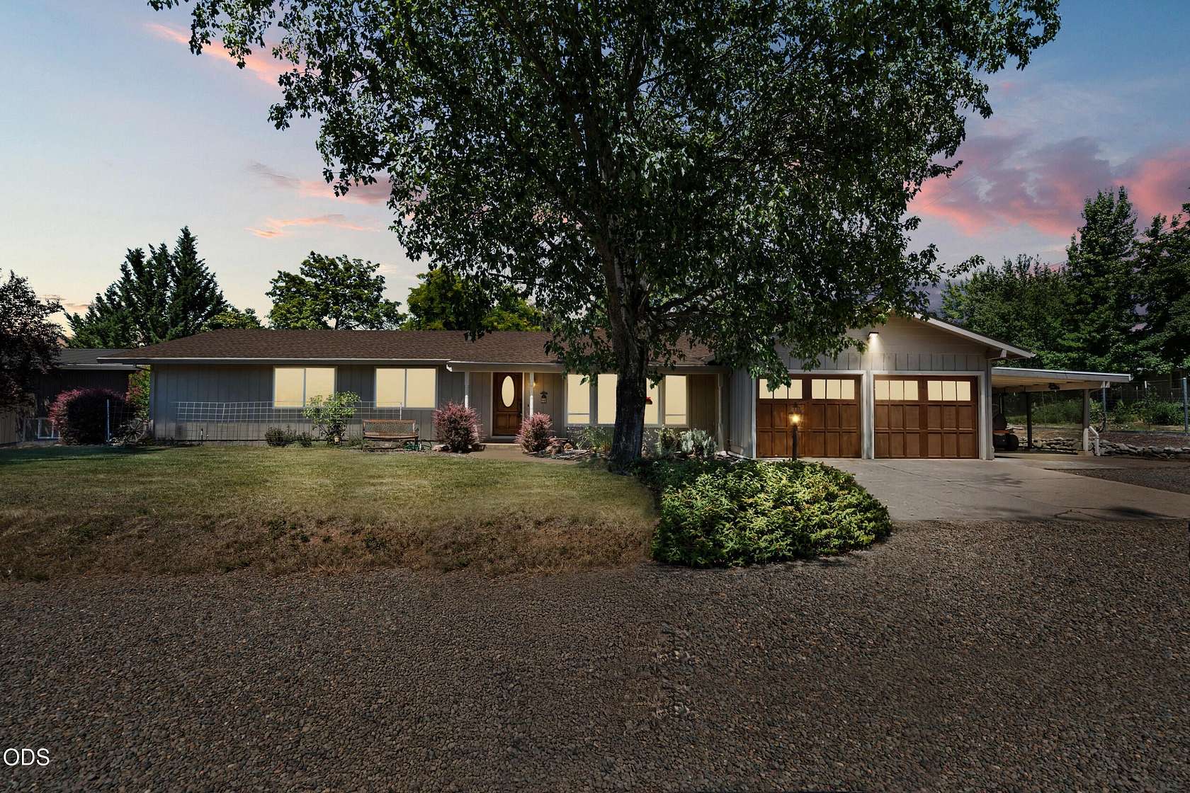 2 Acres of Land with Home for Sale in Medford, Oregon
