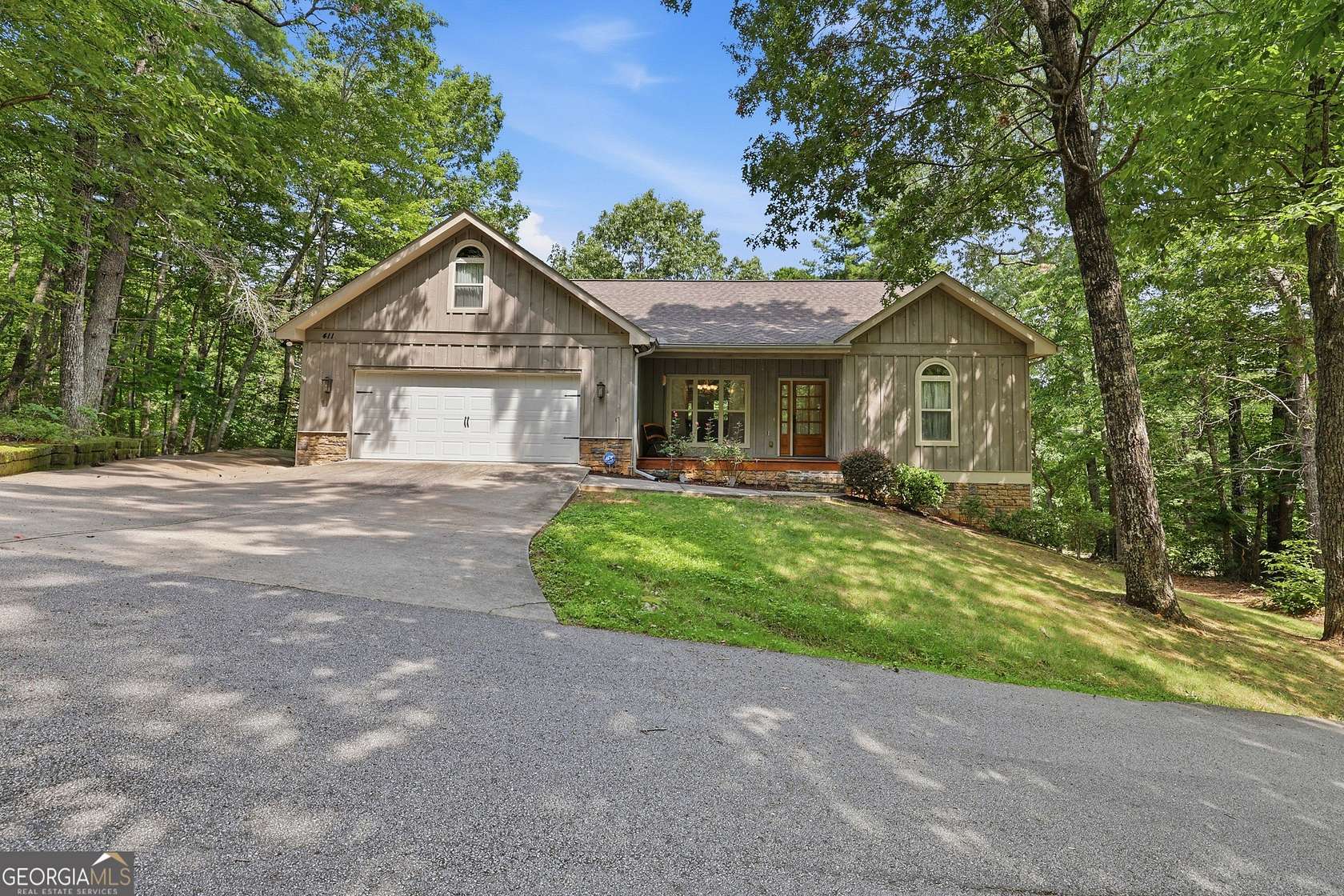 1.7 Acres of Land with Home for Sale in Tallulah Falls, Georgia