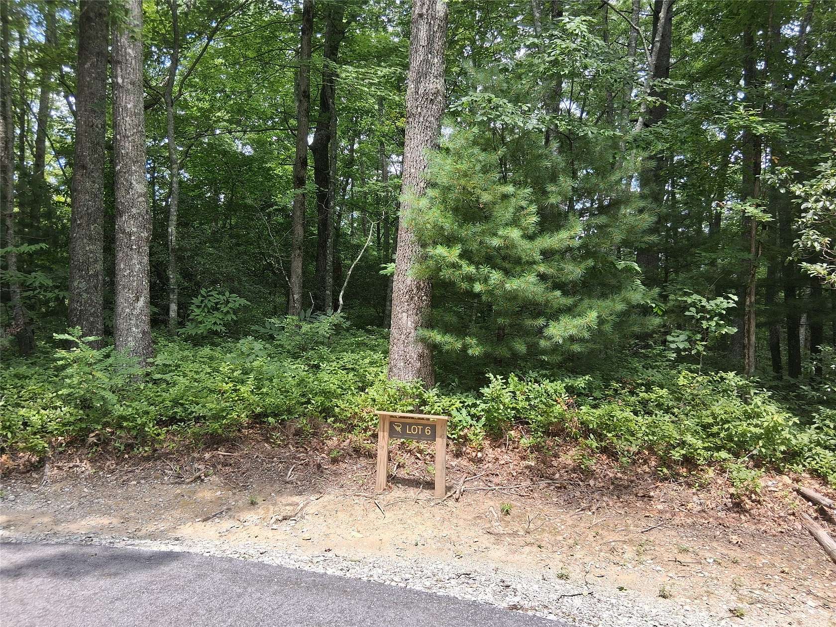 0.78 Acres of Land for Sale in Cashiers, North Carolina