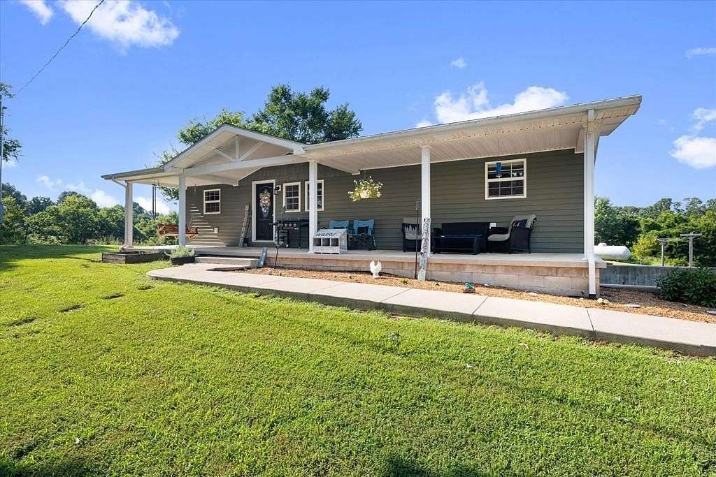 5 Acres of Land with Home for Sale in Marion, Kentucky