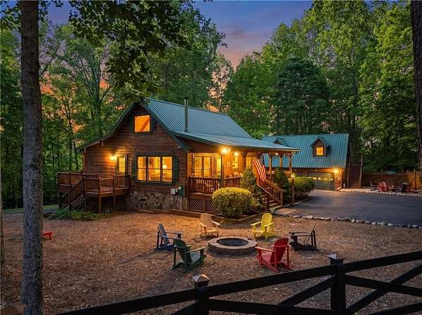 10 Acres of Recreational Land with Home for Sale in Canton, Georgia