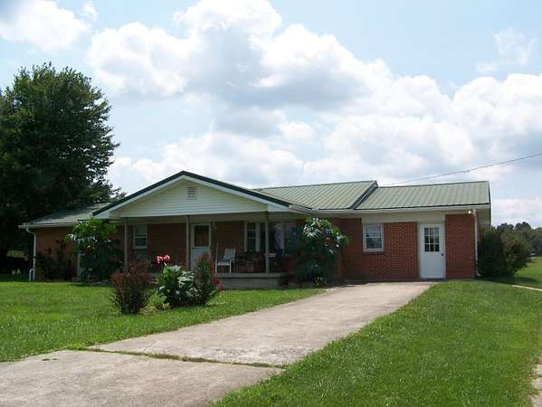34.6 Acres of Agricultural Land with Home for Sale in Jeffersonville, Kentucky