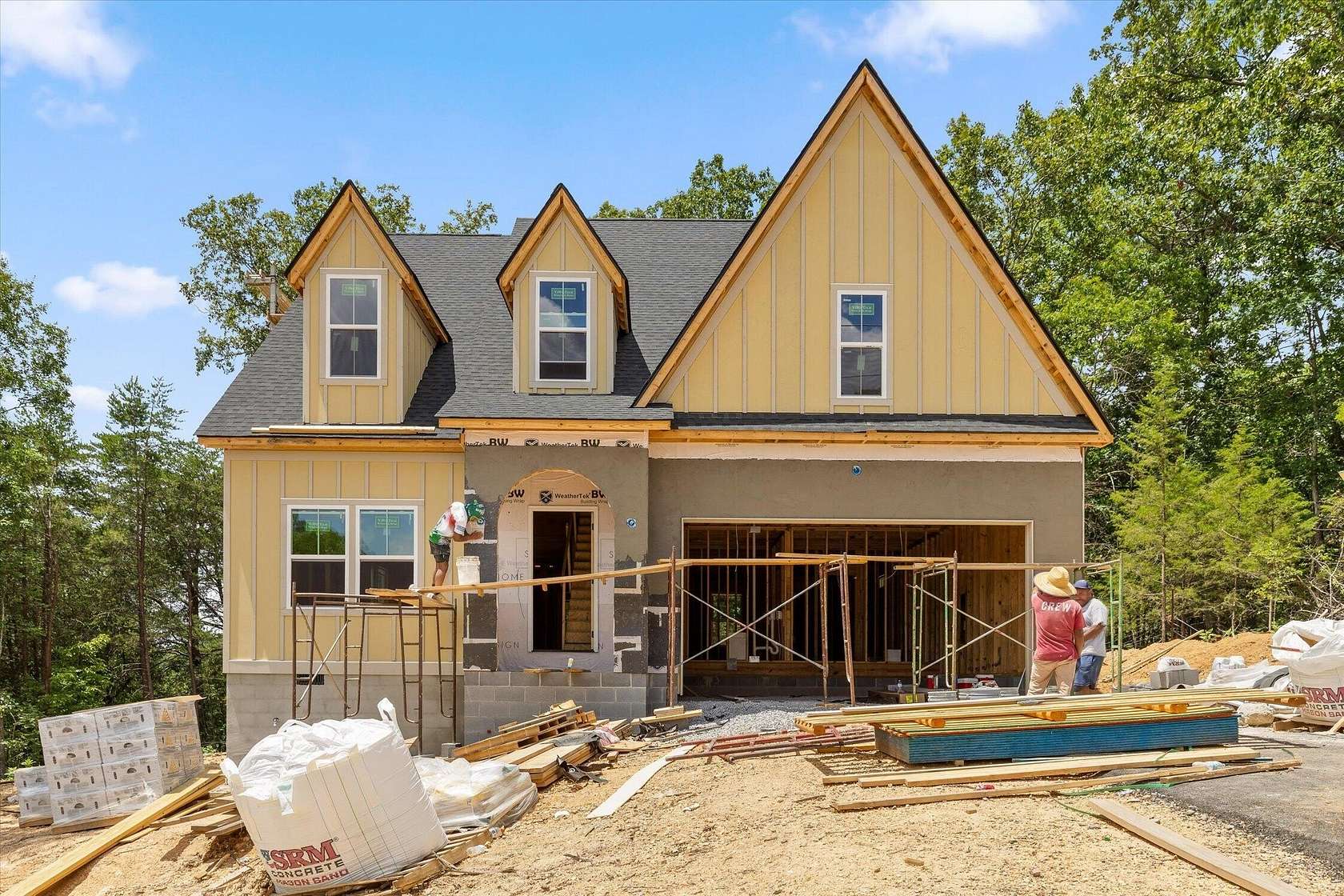 1.52 Acres of Land with Home for Sale in Harrison, Tennessee
