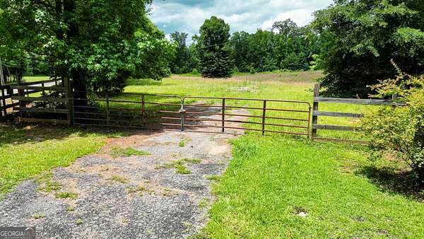 39.8 Acres of Recreational & Residential Land for Sale in Senoia, Georgia