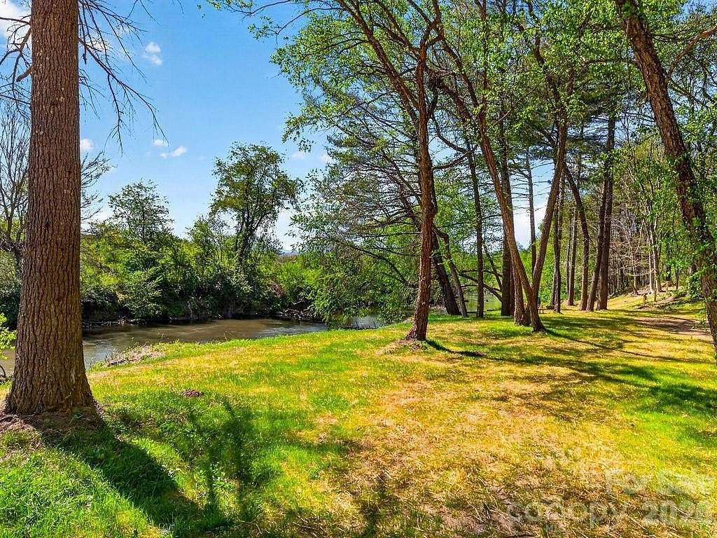 10 Acres of Residential Land for Sale in Hendersonville, North Carolina