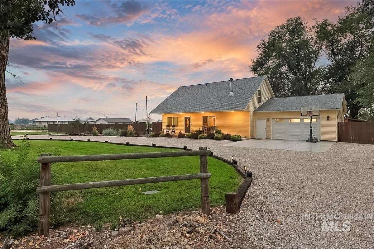 2 Acres of Land with Home for Sale in Emmett, Idaho