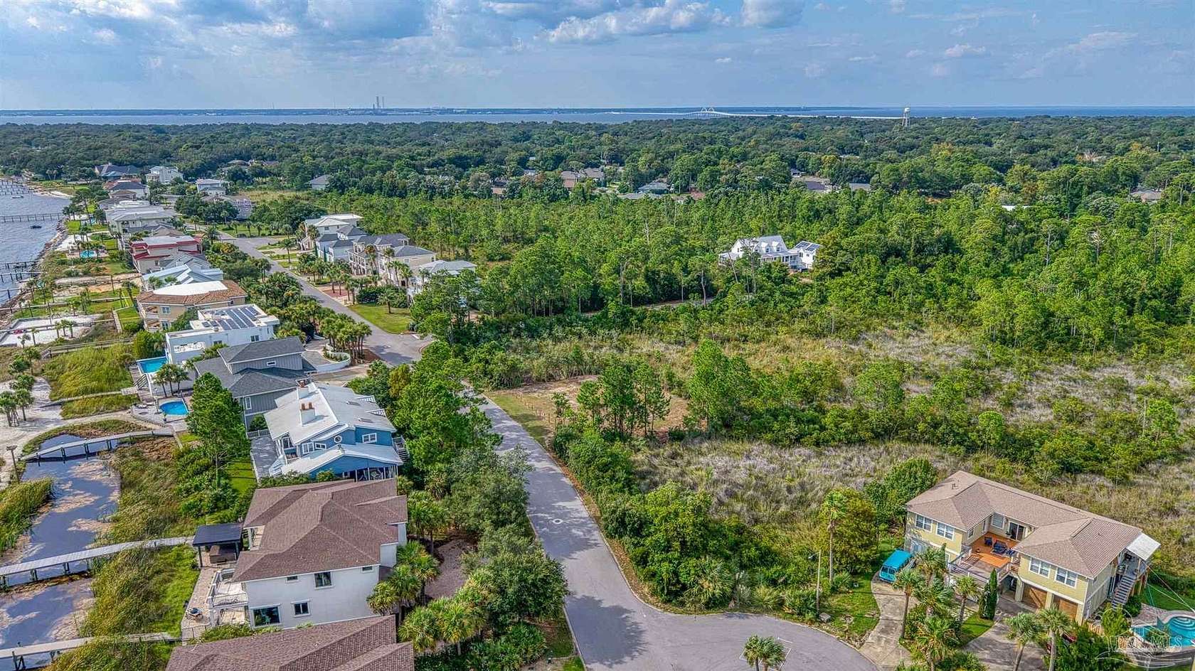 0.74 Acres of Residential Land for Sale in Gulf Breeze, Florida