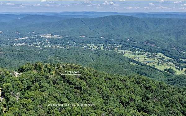 1 Acre of Residential Land for Sale in White Sulphur Springs, West Virginia
