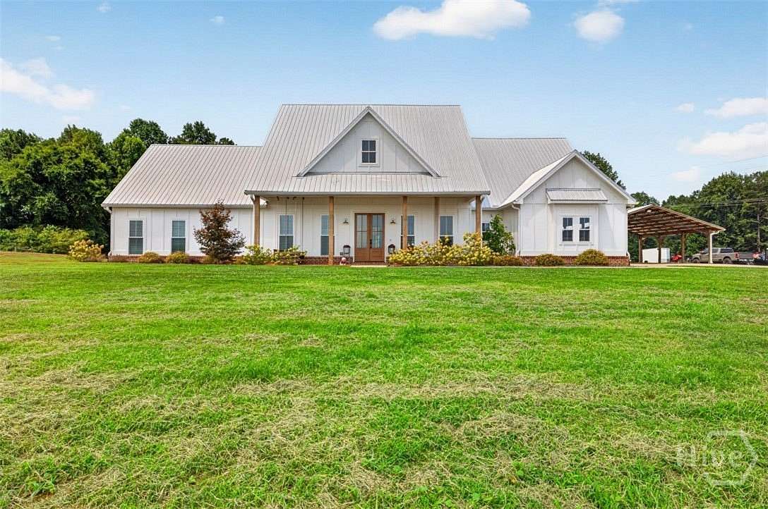 33.5 Acres of Recreational Land with Home for Sale in Jefferson, Georgia