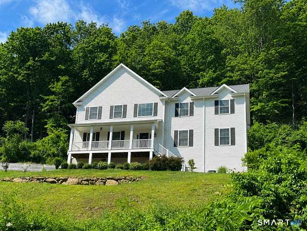 3 Acres of Land with Home for Lease in Ridgefield, Connecticut