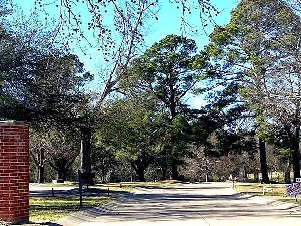 0.29 Acres of Residential Land for Sale in Athens, Texas