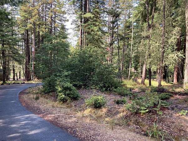 2.24 Acres of Residential Land for Sale in Jenner, California