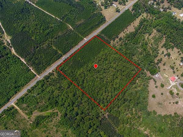 9 Acres of Residential Land for Sale in McRae-Helena, Georgia