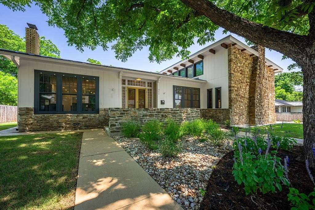 2.22 Acres of Land with Home for Sale in Fredericksburg, Texas