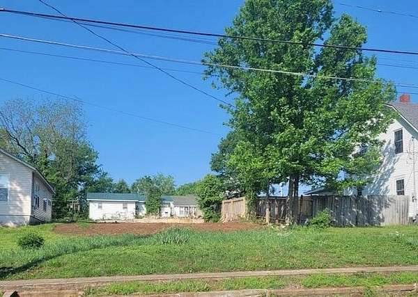 0.17 Acres of Residential Land for Sale in Thayer, Missouri