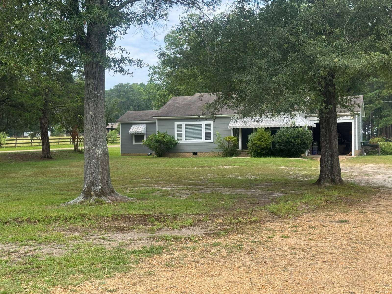 2 Acres of Land with Home for Sale in Magnolia, Arkansas