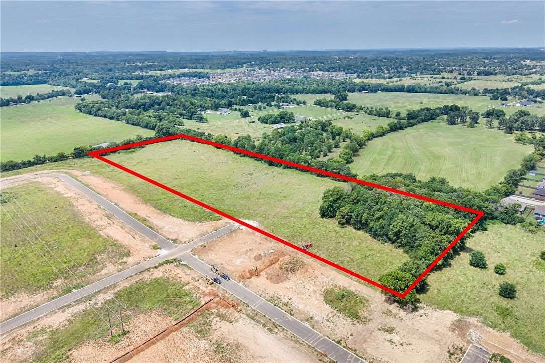 13.4 Acres of Recreational & Residential Land for Sale in Farmington, Arkansas