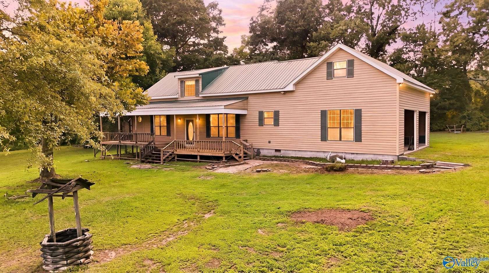 5 Acres of Land with Home for Sale in Crossville, Alabama