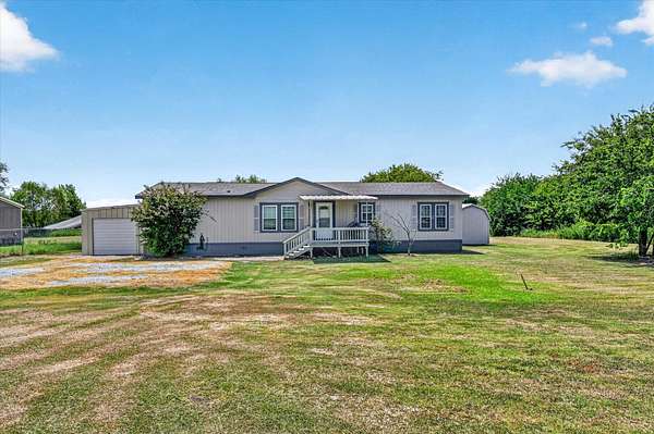 1.5 Acres of Land with Home for Sale in Ponder, Texas