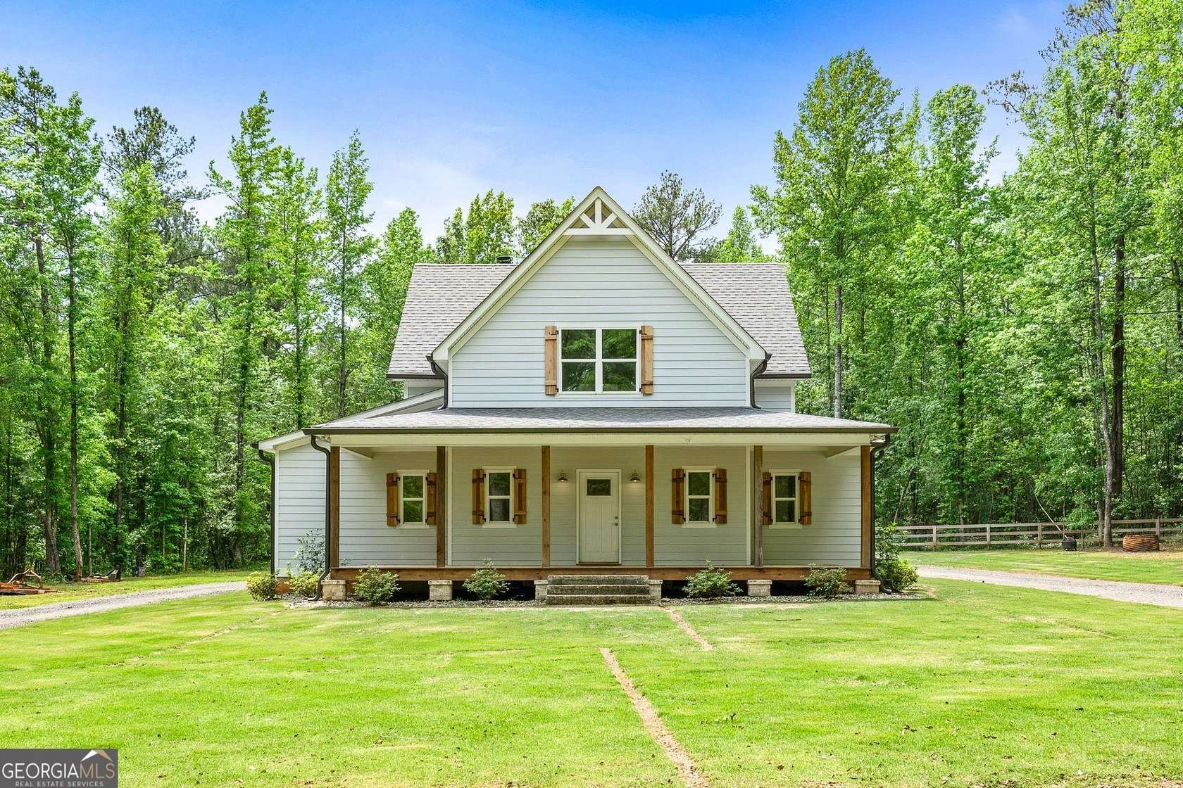 7.77 Acres of Land with Home for Sale in Concord, Georgia