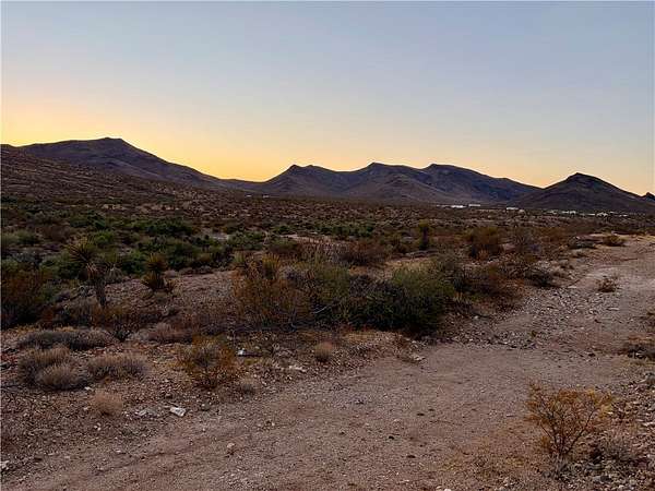 2.35 Acres of Residential Land for Sale in Golden Valley, Arizona