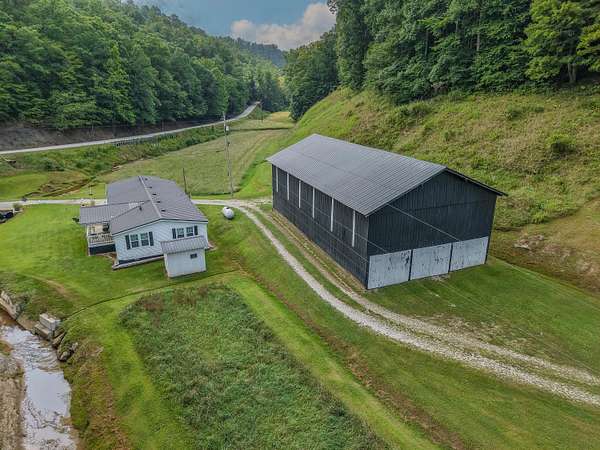 257 Acres of Land with Home for Sale in Bays, Kentucky
