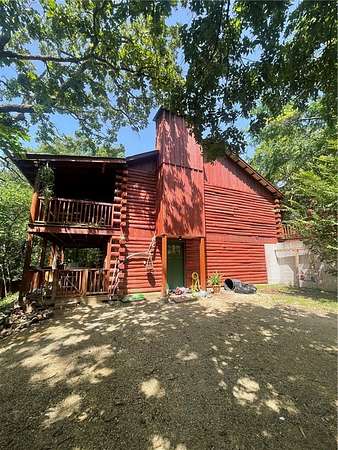 10 Acres of Land with Home for Sale in Eureka Springs, Arkansas