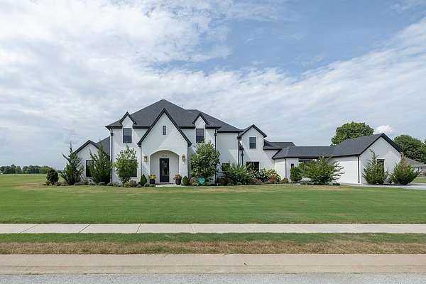 2 Acres of Land with Home for Sale in Fayetteville, Arkansas