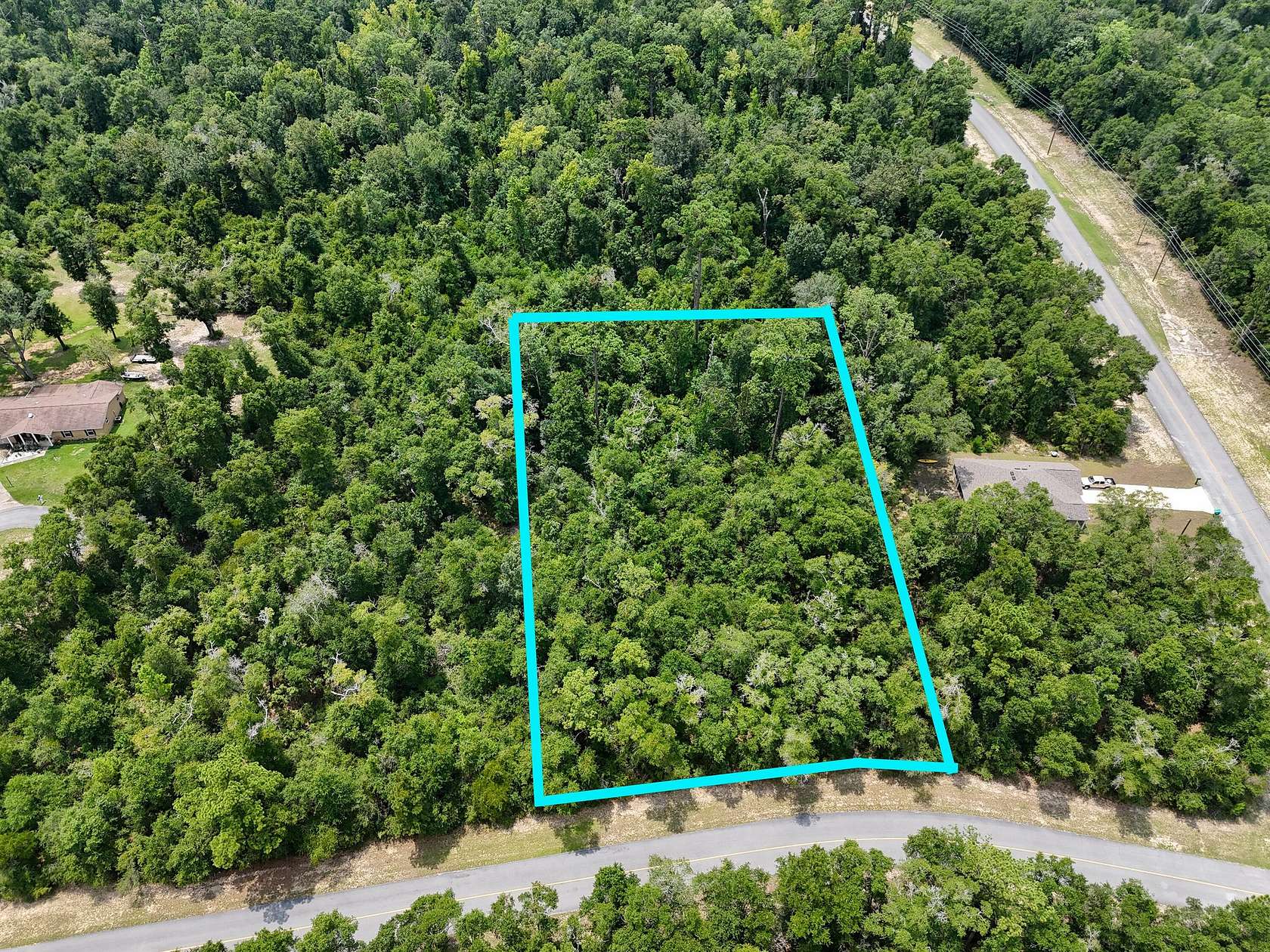 1.57 Acres of Residential Land for Sale in Chipley, Florida