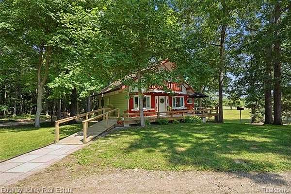 3.17 Acres of Land with Home for Sale in Green Oak Township, Michigan