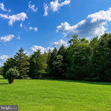 2 Acres of Residential Land for Sale in Kearneysville, West Virginia