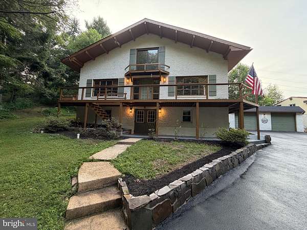 4.5 Acres of Land with Home for Sale in York, Pennsylvania