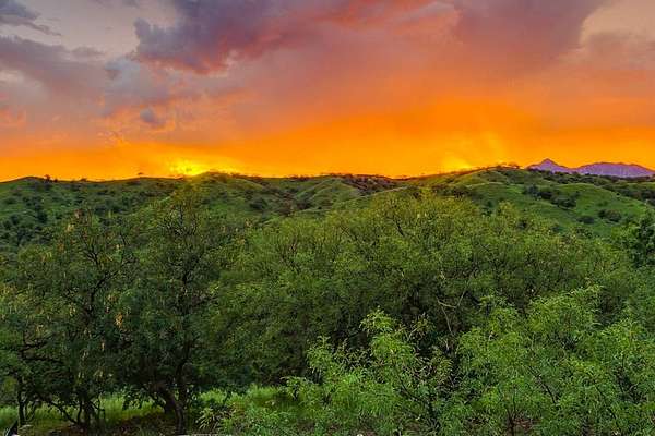38 Acres of Land with Home for Sale in Sonoita, Arizona