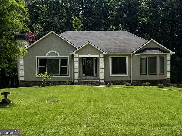 1.75 Acres of Land with Home for Sale in Sharpsburg, Georgia