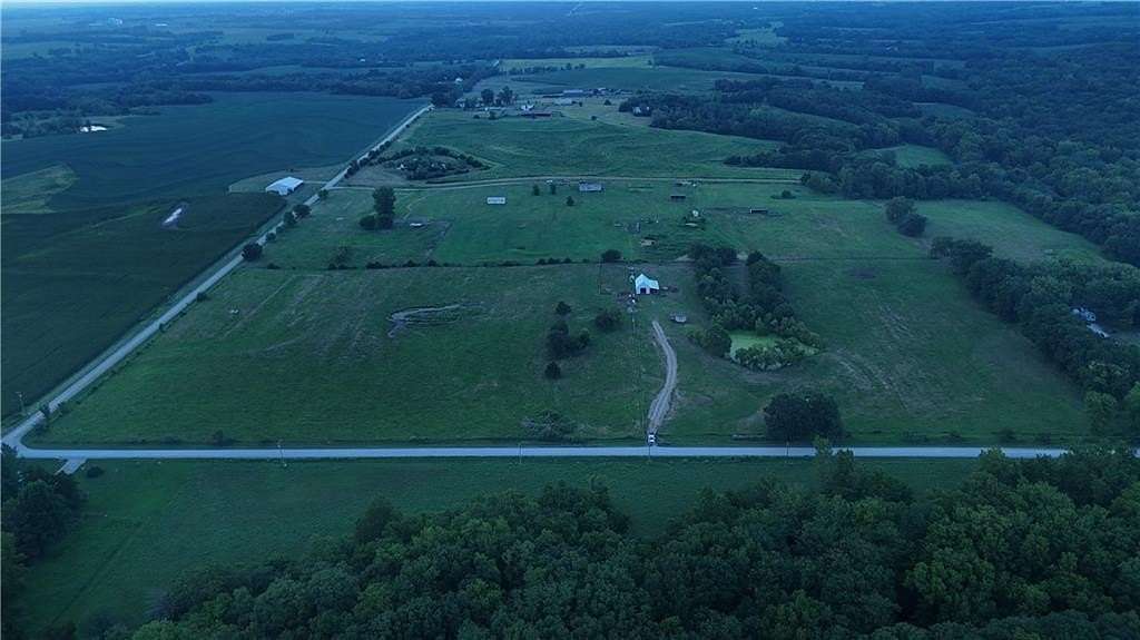 20 Acres of Land for Sale in Lathrop, Missouri