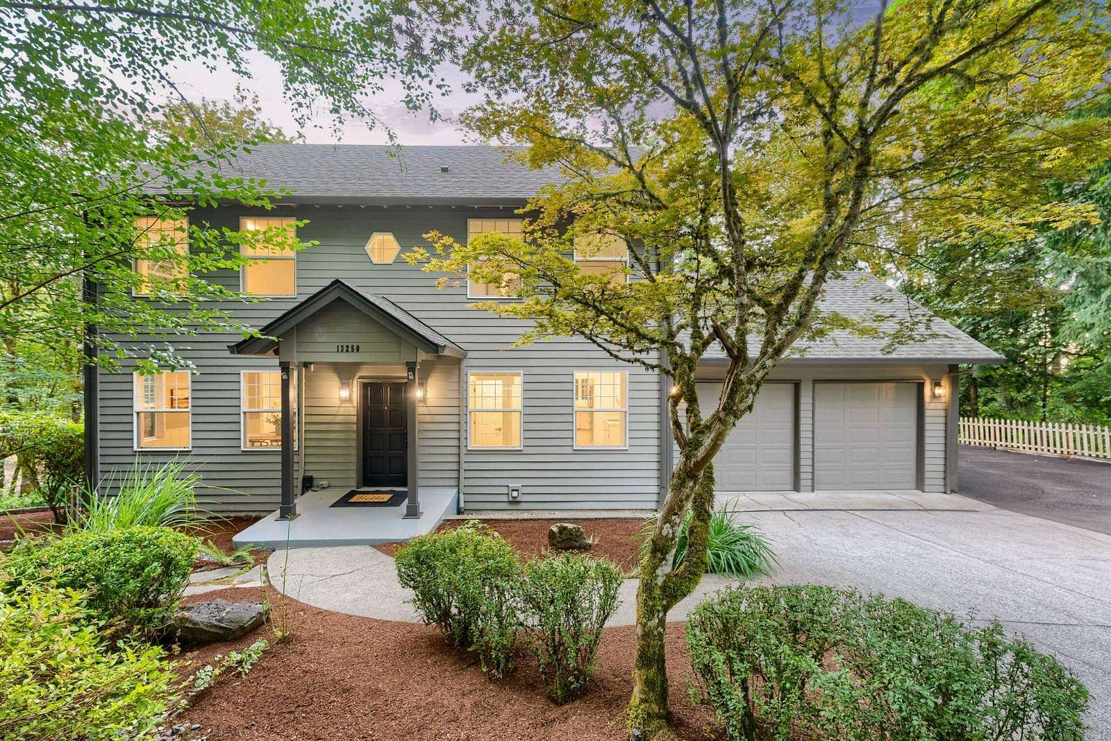 4.4 Acres of Land with Home for Sale in Portland, Oregon