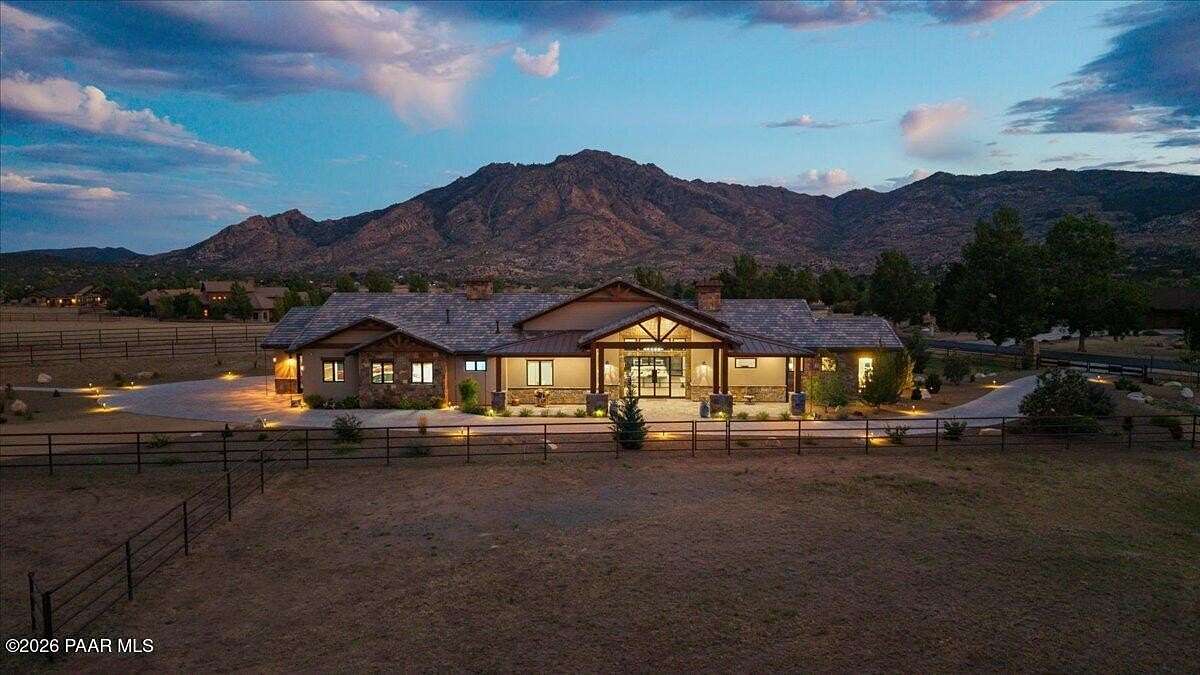 2.23 Acres of Land with Home for Sale in Prescott, Arizona