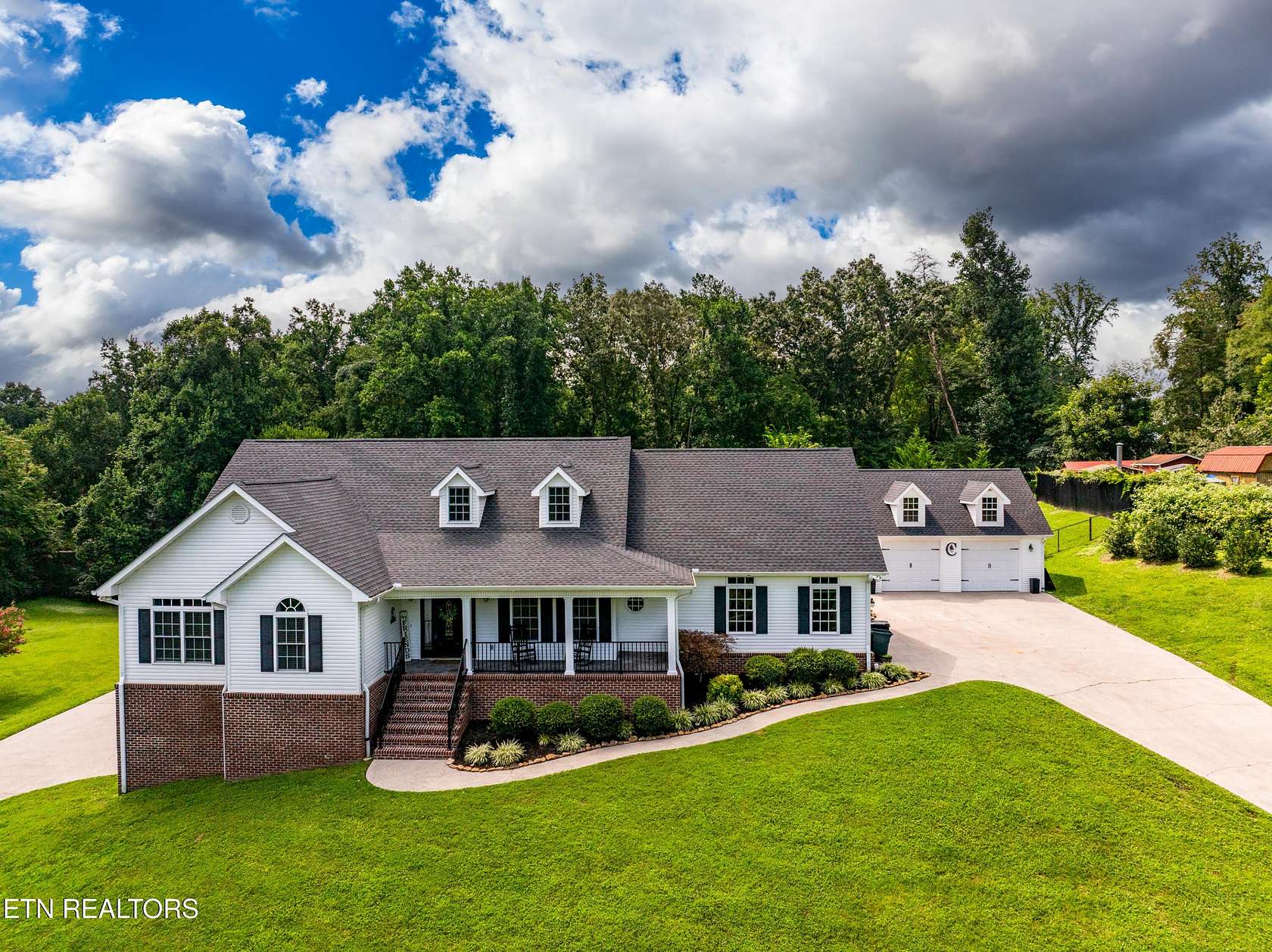 1.9 Acres of Land with Home for Sale in Clinton, Tennessee